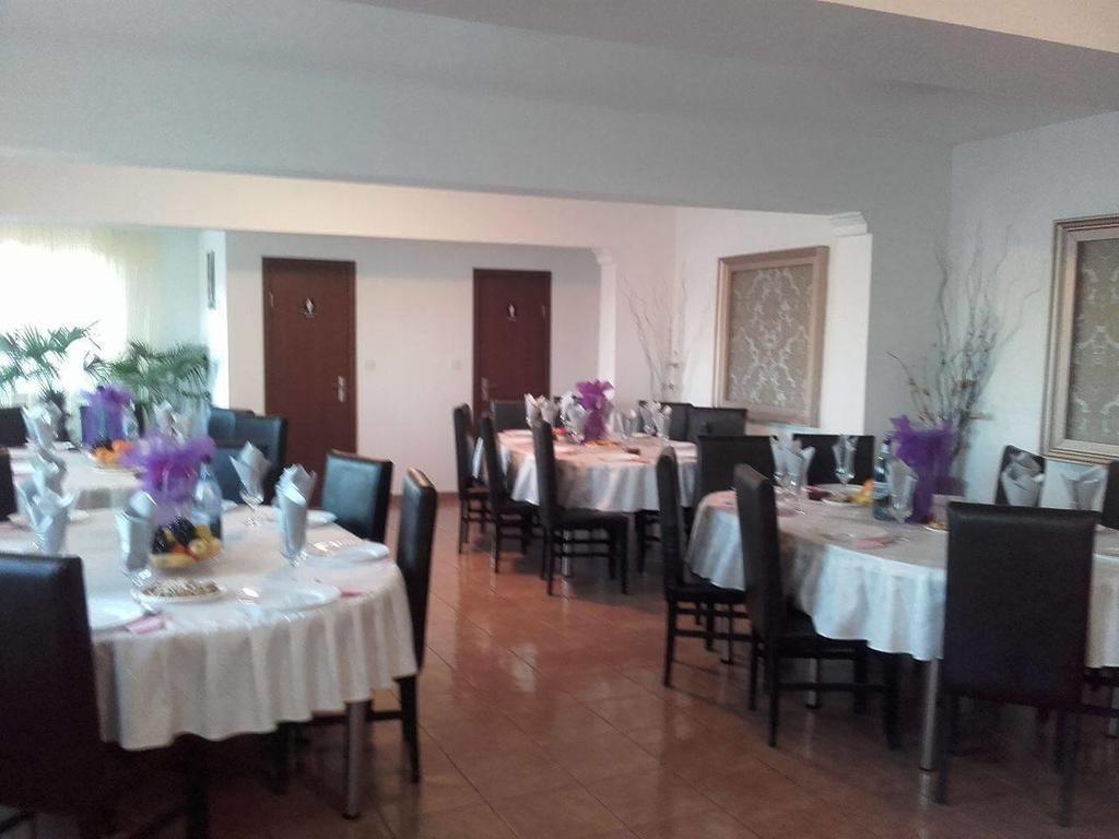 Casa Dobrescu Centura De Nord Hotell Craiova Eksteriør bilde