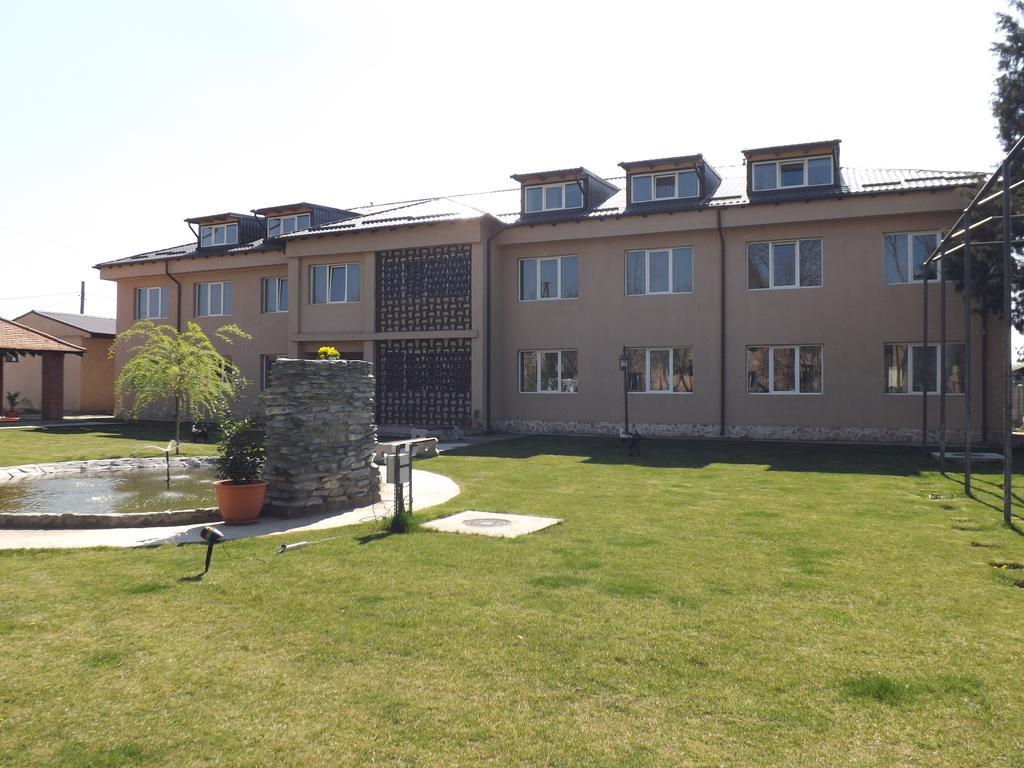 Casa Dobrescu Centura De Nord Hotell Craiova Eksteriør bilde